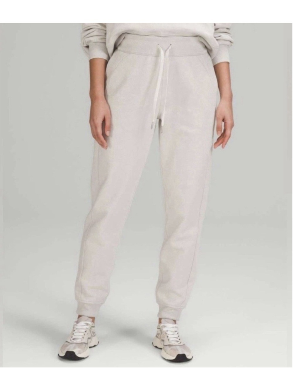 Lululemon Scuba High-Rise Jogger Sparkle White Opal Women's Size 8 Athleisure